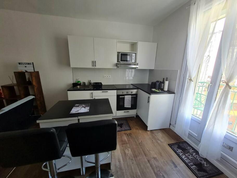בזייה Appartement Moderne, 5 Min Du Centre Ville A Pied מראה חיצוני תמונה